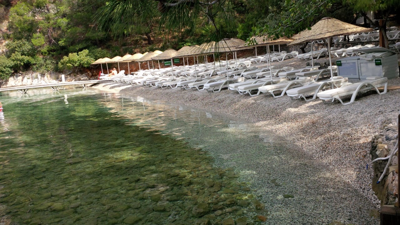 Silent Beach Hillside Beach Club