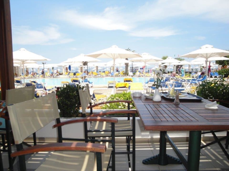 Taverne am Strand Annabelle Beach Resort