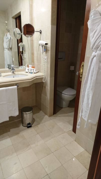 Bad Dreams Jardín Tropical