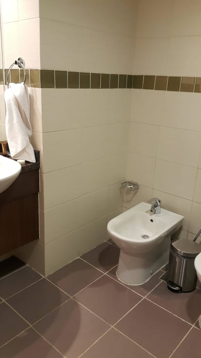 Bathroom Abidos Aparthotel Dubailand