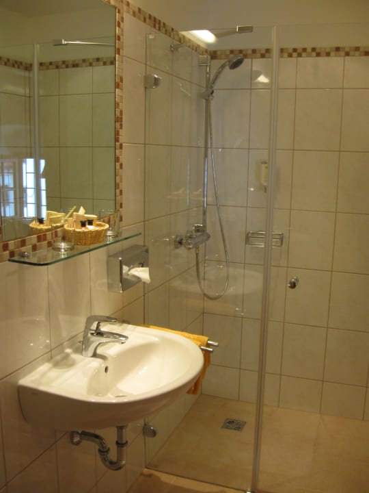 Badezimmer Schlosshotel Kartause Gaming