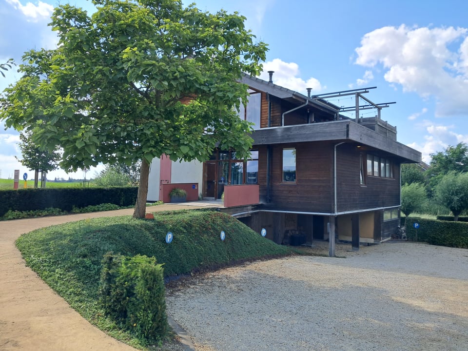 Außenansicht StroEnzo - RUIME LOFT - 5P - 2SLPK - DAKTERRAS - LAADPAAL - 10MIN Maastricht