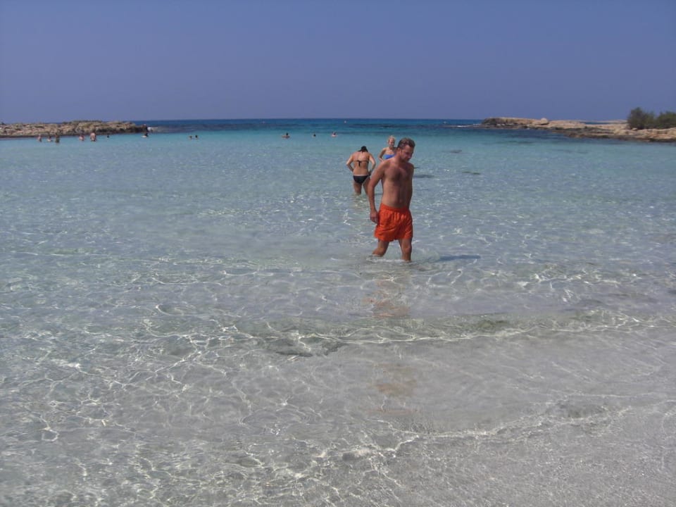 Glasklares Wasser am nahegelegenen Strand! Atlantica Aeneas Resort