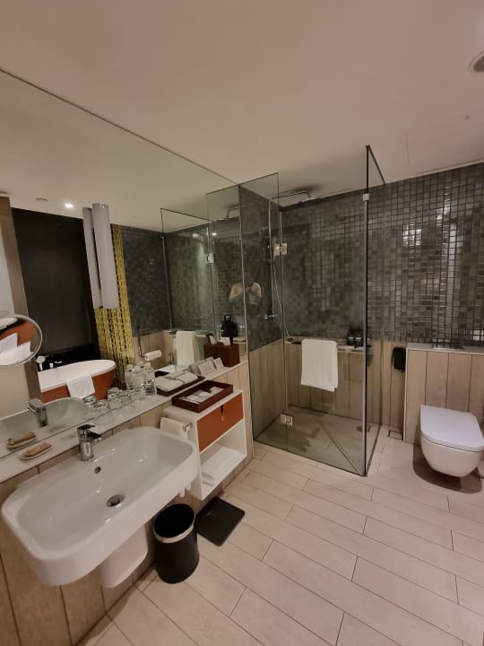 Zimmer Hotel Crowne Plaza Changi Airport