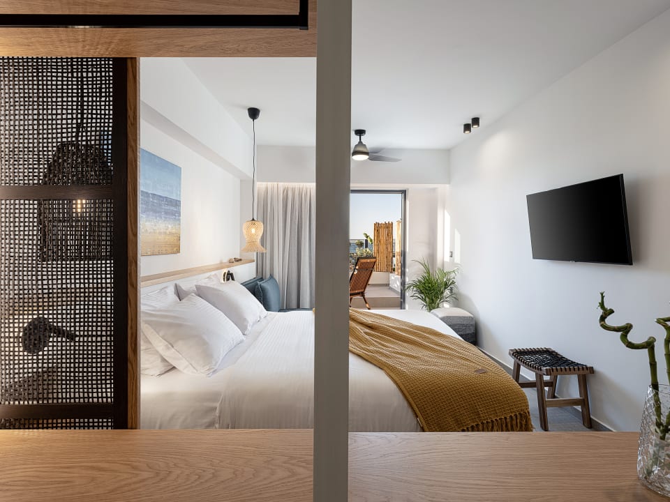 Zimmer Calla Luxury Seafront Suites