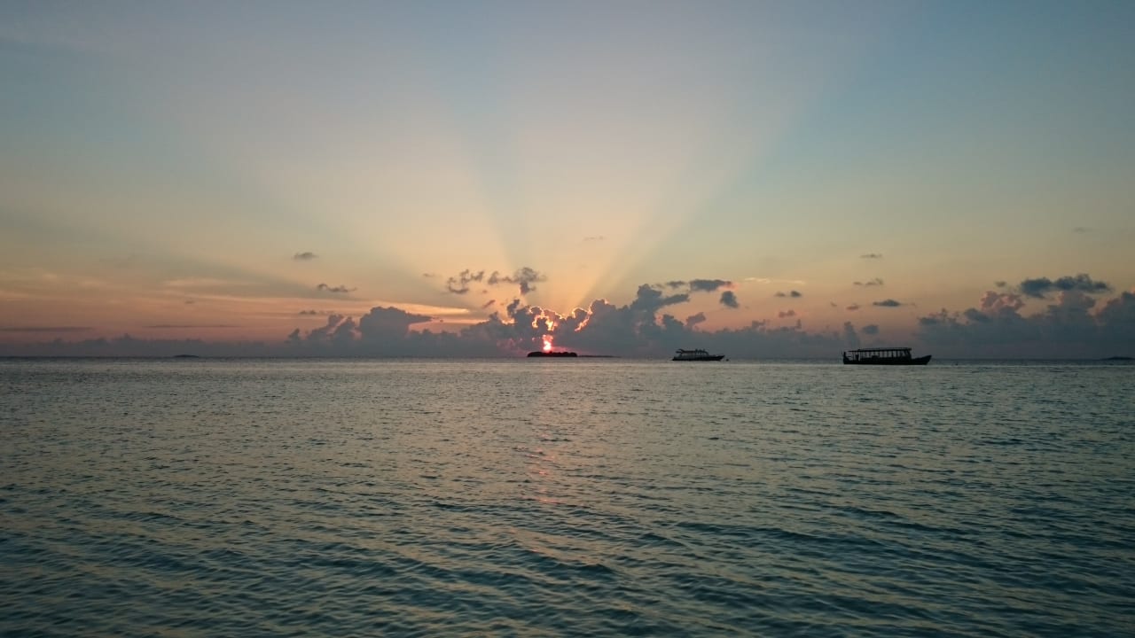 Sonnenaufgang - Ostseite NH Collection Maldives Havodda Resort