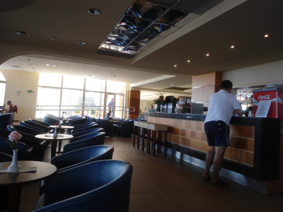 Lobbybar Sol Luna Bay