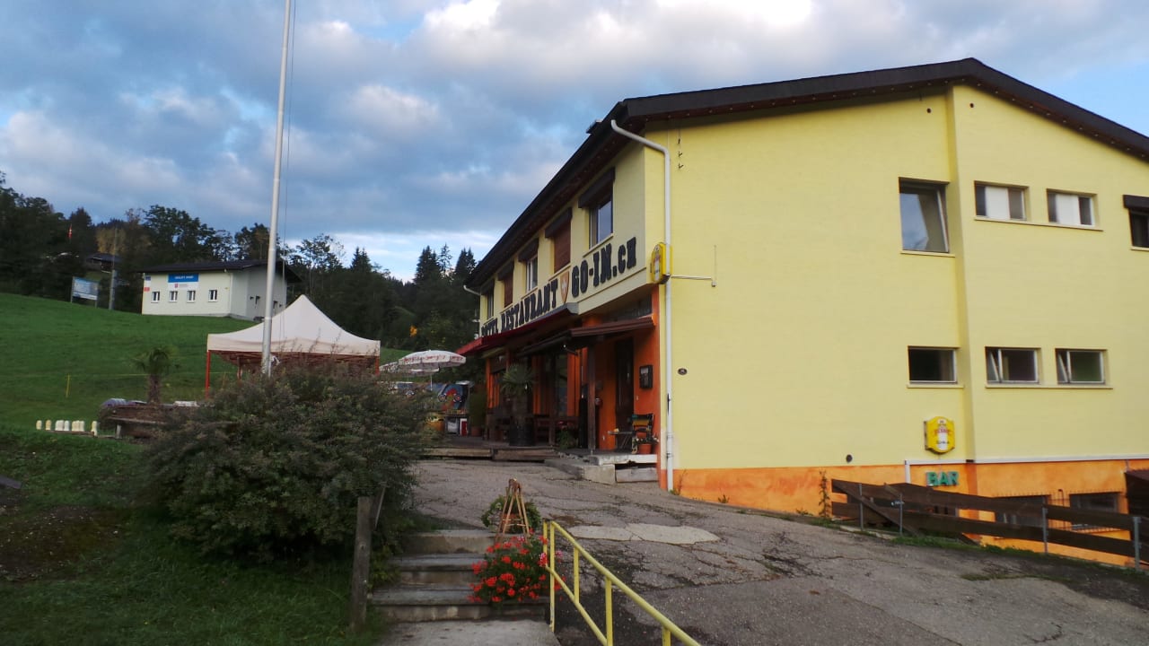 Vom Parkplatz aus Hotel Go-In