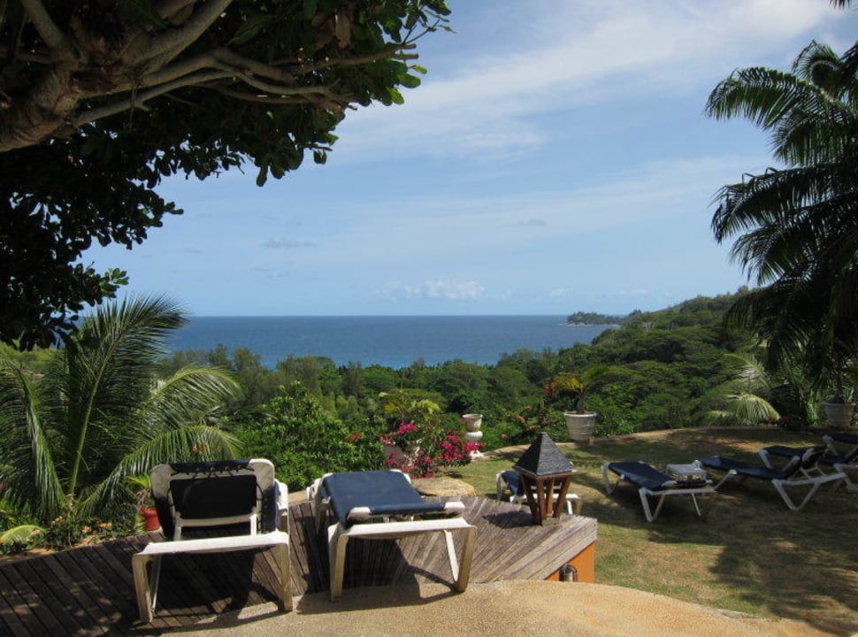 Ausblick vom Pool aus Hotel Anse Takamaka View