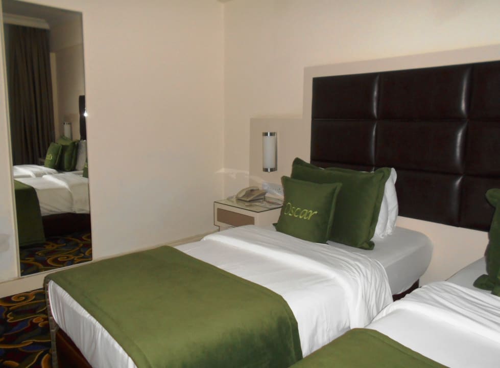 Zimmer Oscar Resort Hotel