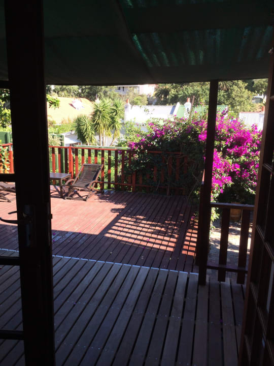 Blick vom Zimmer auf Terrasse Rosedene Guesthouse