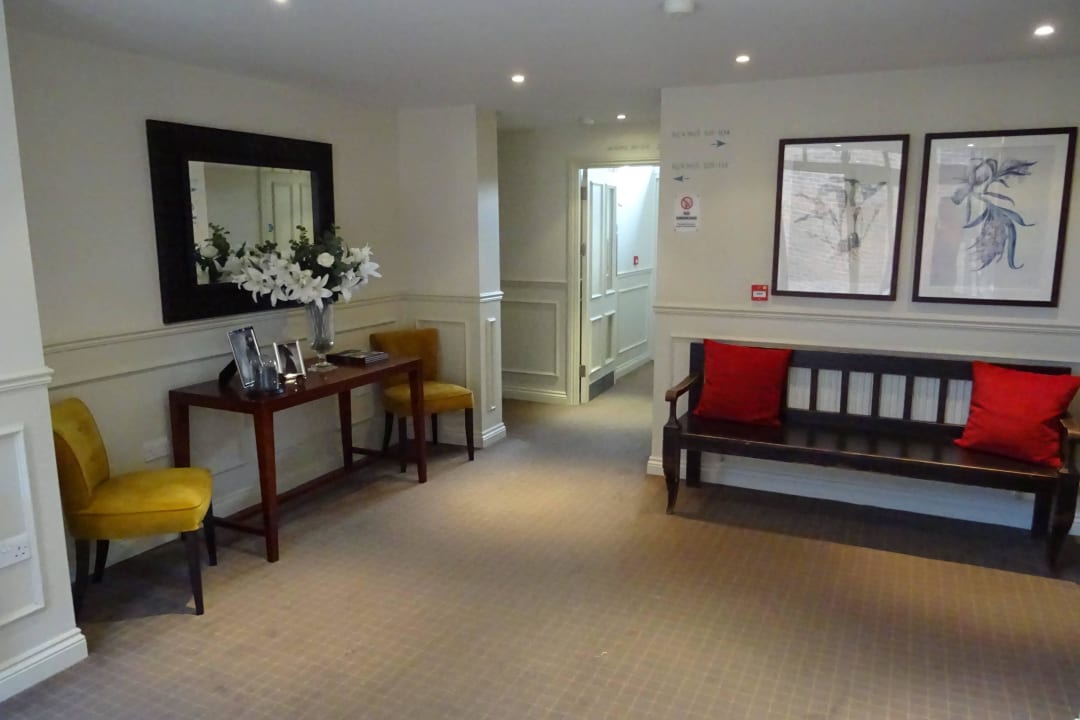 Eingang Nebengebäude Hotel The Talbot Inn