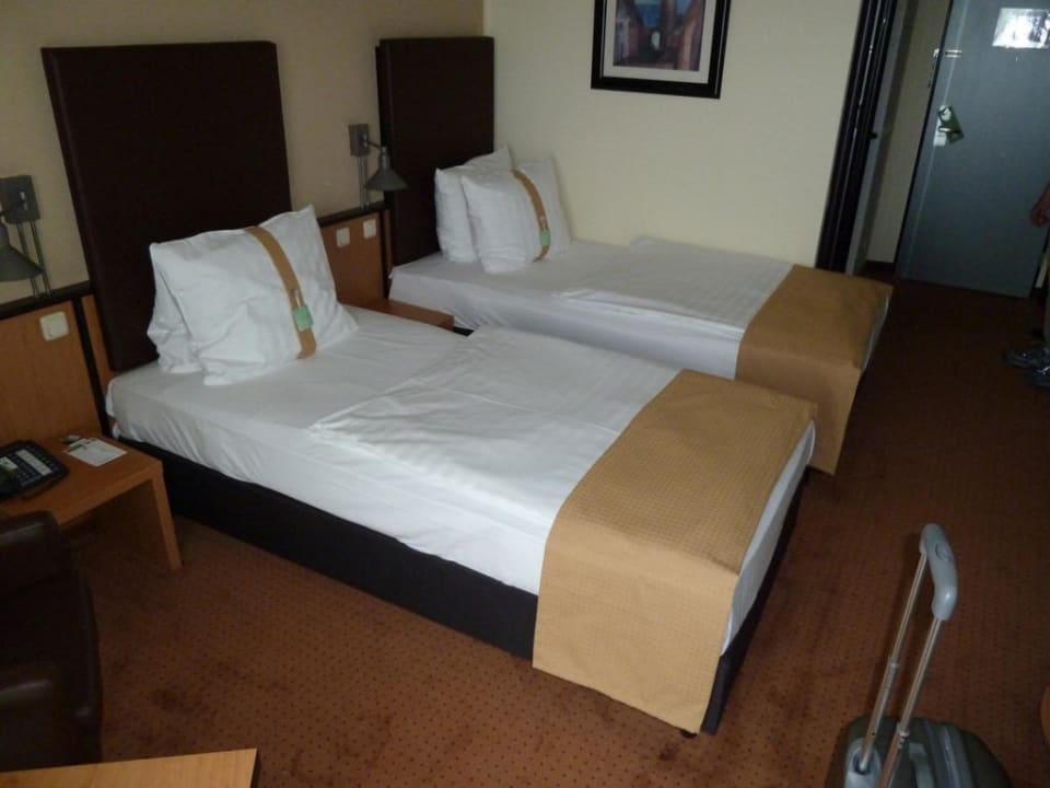 Einzelbetten Courtyard Dresden