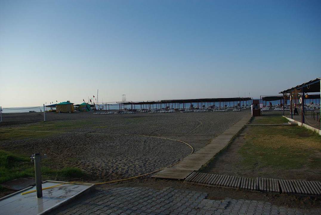 Weg zum Strand Selge Beach Resort