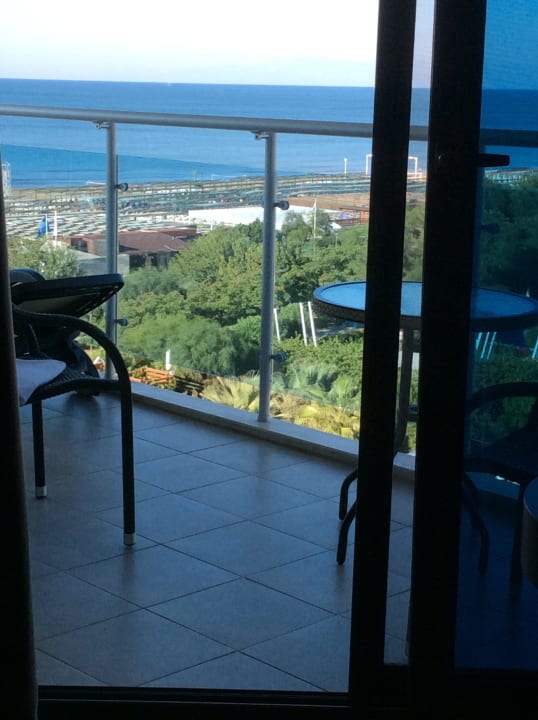 Blick vom Bett aus! Commodore Elite Suites & Spa - Adults only