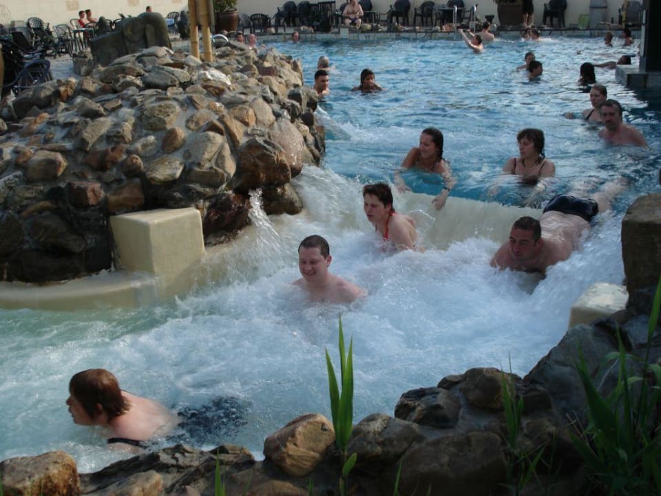 Wild water rafting Center Parcs De Eemhof