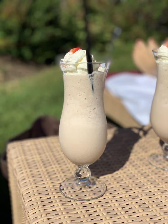 Gastro Wellnesshotel ...liebes Rot-Flüh