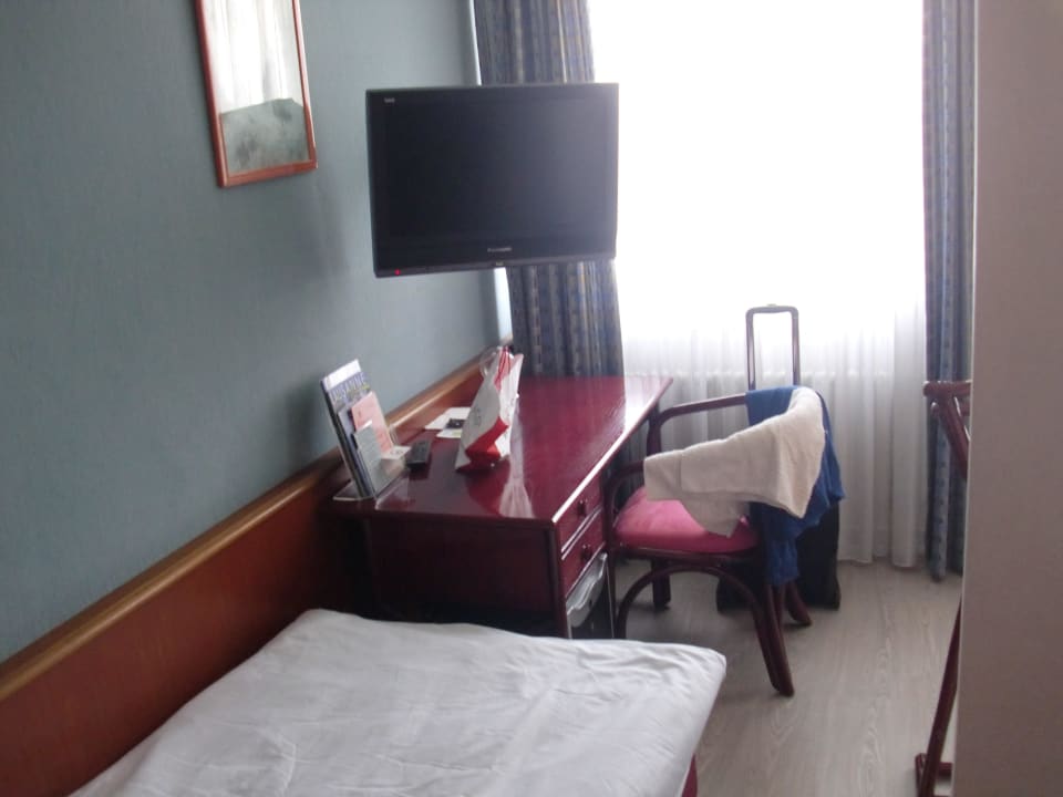 Pequeña habitación con balcón Hôtel Crystal