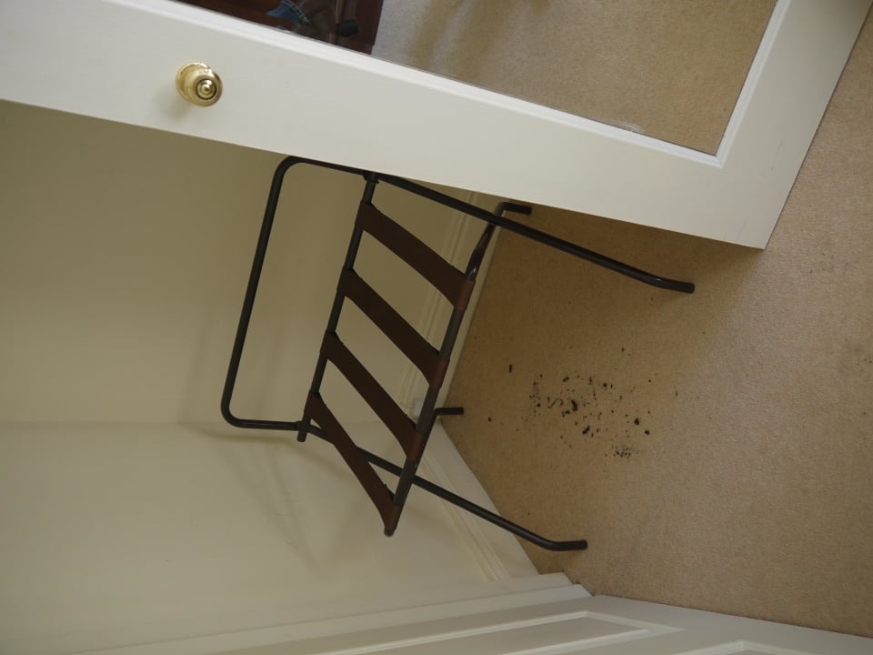 Dirt - just arrived Hotel Lovelady Shield Country House l