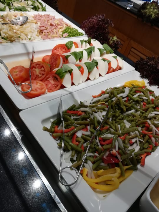 Gastro Valentin Grand Park Suite Hotel