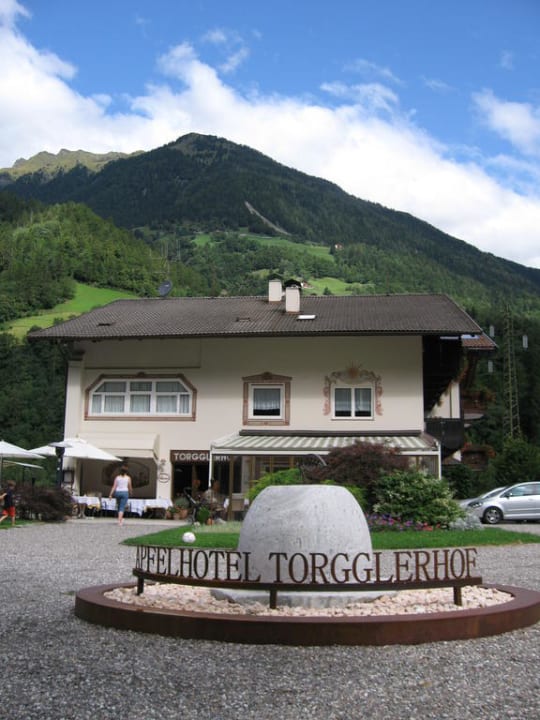 Vorderansicht Apfelhotel - Torgglerhof (Saltaus)