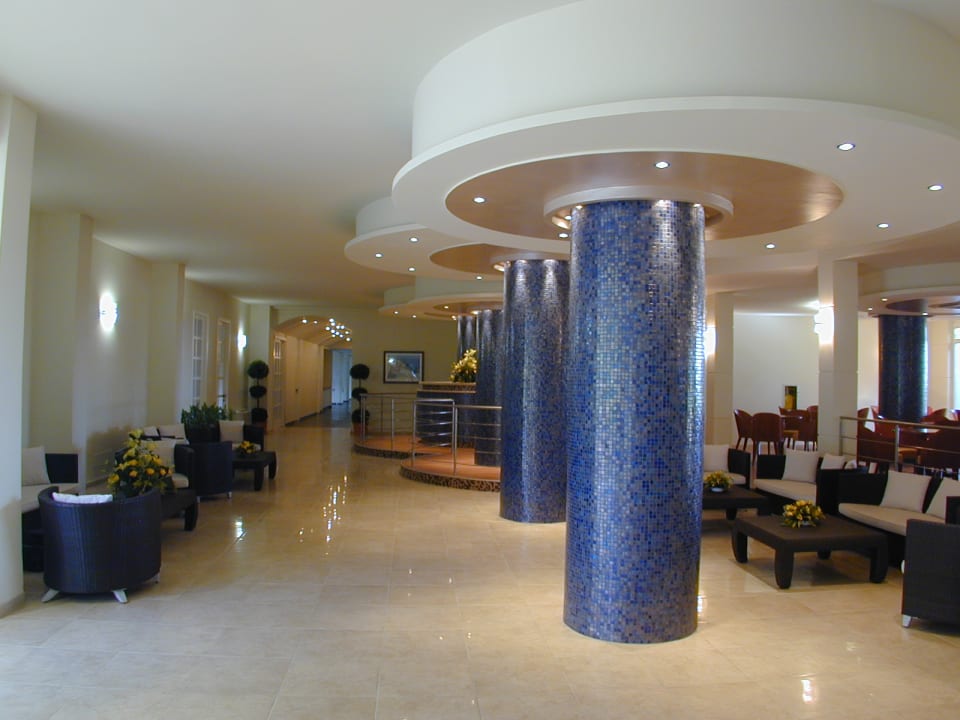Lobby Estella Club