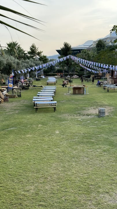 Gartenanlage Crystal Prestige Elite