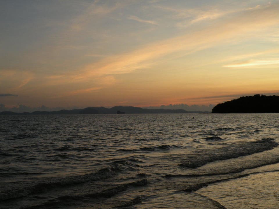Sunset Dusit Thani Krabi Beach Resort