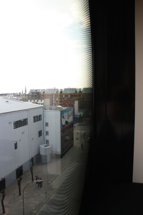 Ausblick aus 505 ARCOTEL Onyx Hamburg