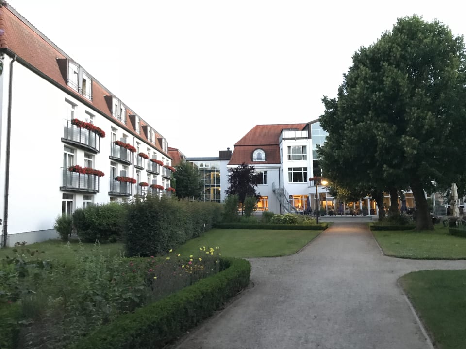 Außenansicht Seehotel Großherzog von Mecklenburg