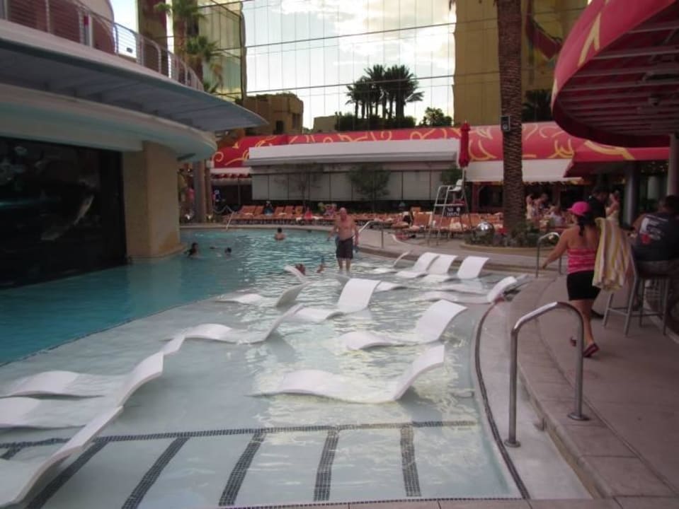 Pool Hotel Golden Nugget