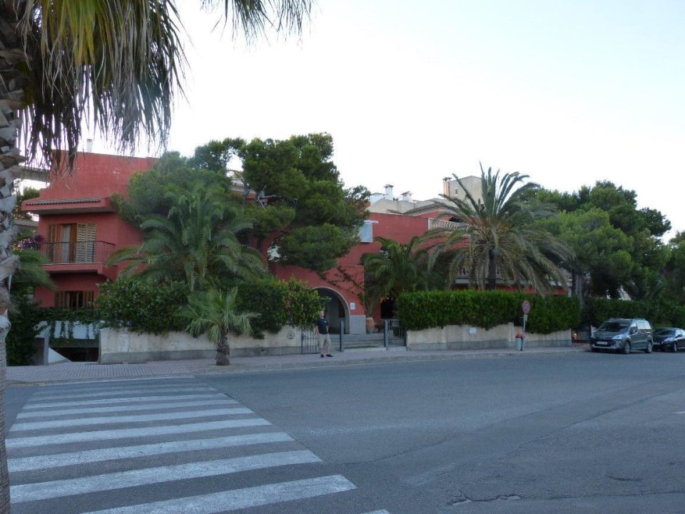 Vorderseite des Hotels Es Bauló Petit Hotel