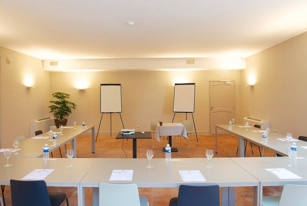 Salle de séminaire Hotel La Begude Saint Pierre
