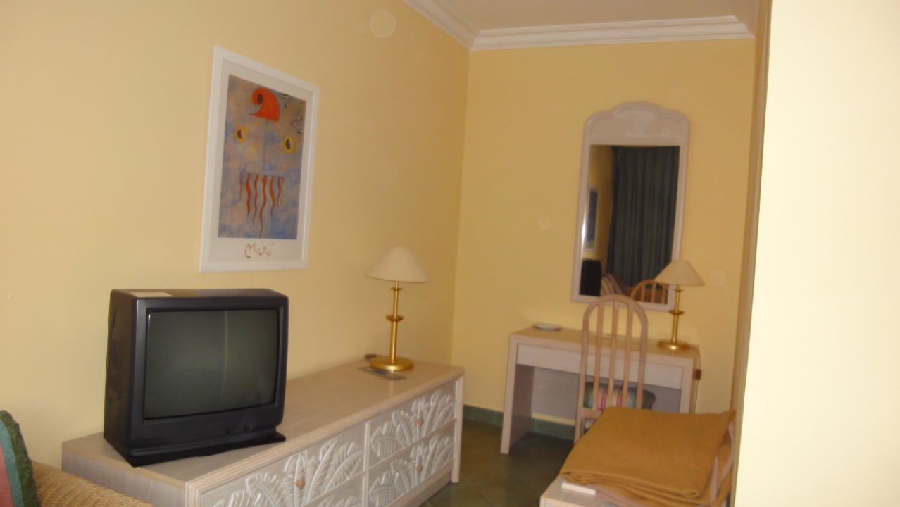 Vom Balkon aus linker Zimmerteil, TV Abora Buenaventura by Lopesan Hotels