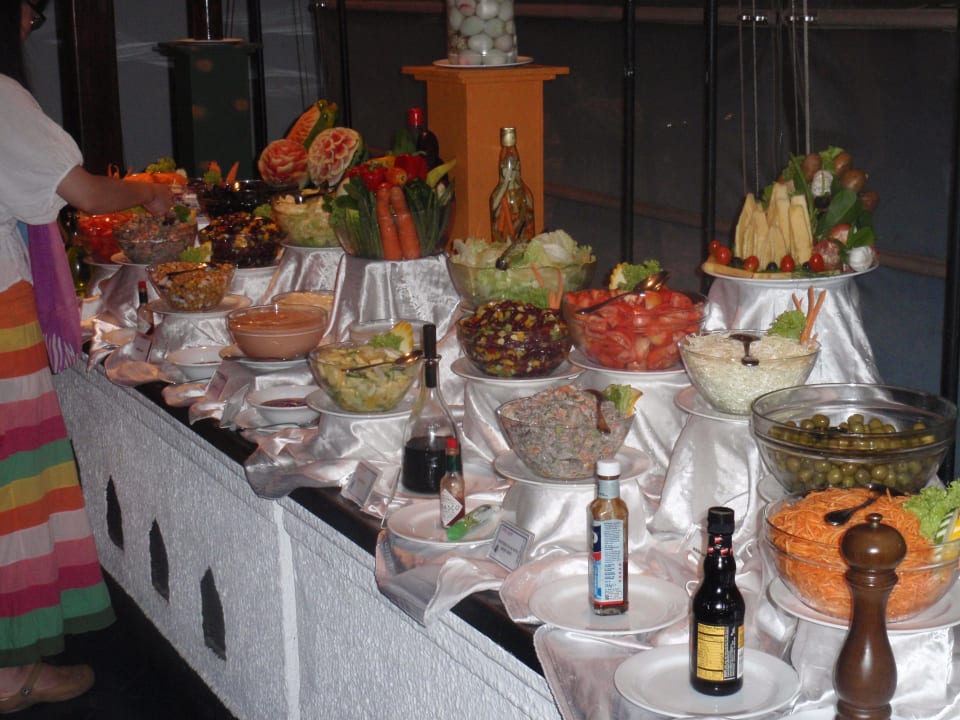 Buffet Adaaran Club Rannalhi - All Inclusive