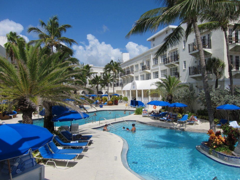 Schöner Pool The Savoy Hotel