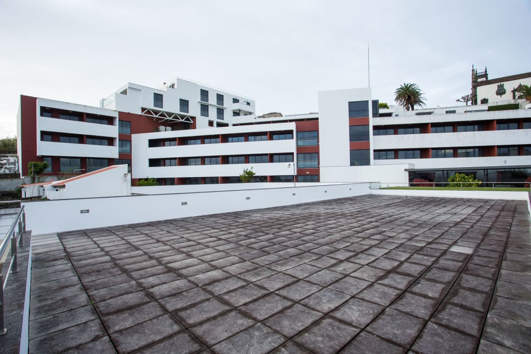 Außenansicht Antillia Hotel Apartments