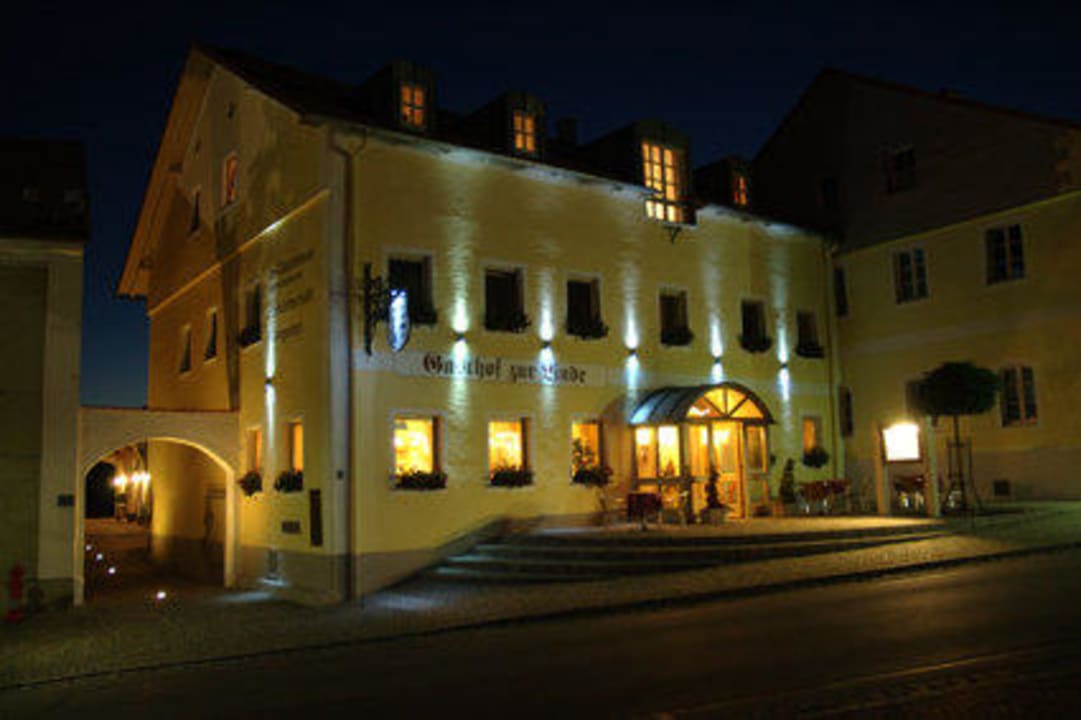 Gasthof bei Nacht Hotel Gasthof Zur Linde