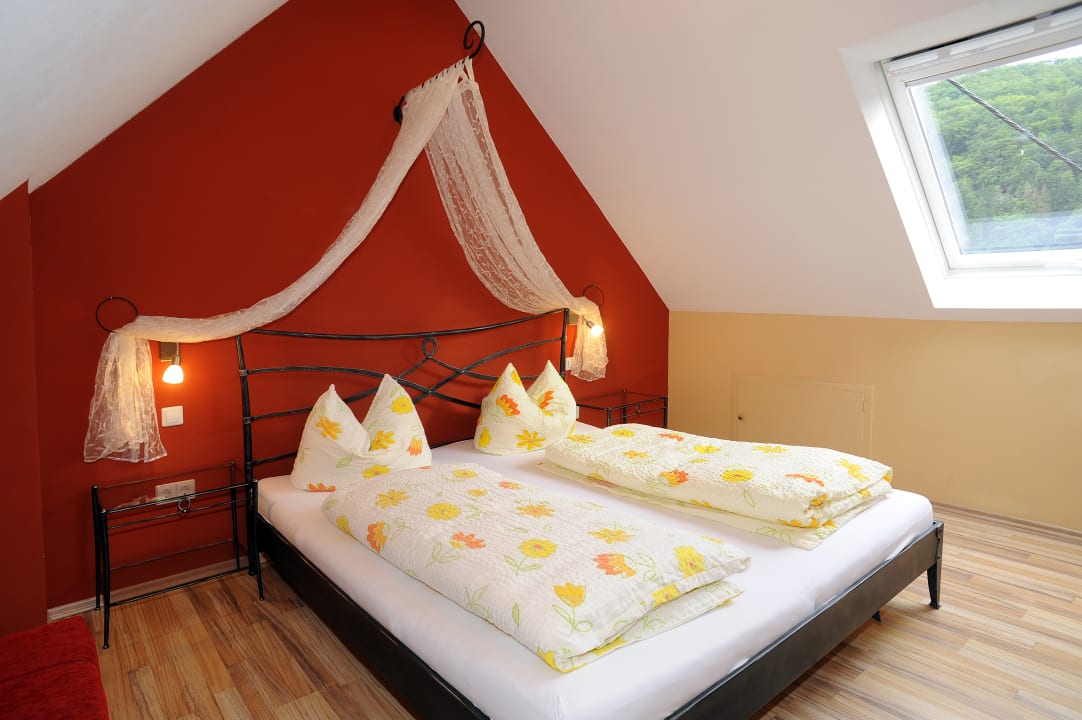 Zimmer Ferienweingut Gutshof Zenz