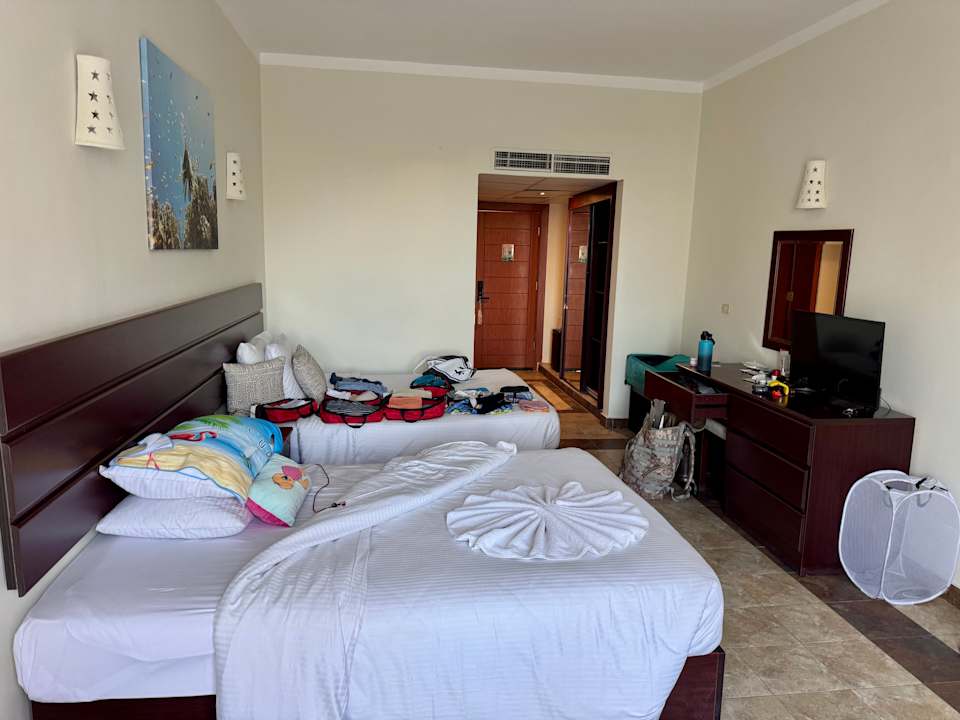 Zimmer Three Corners Equinox Beach Resort