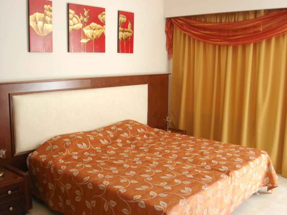 Double room Royal Beach Hotel