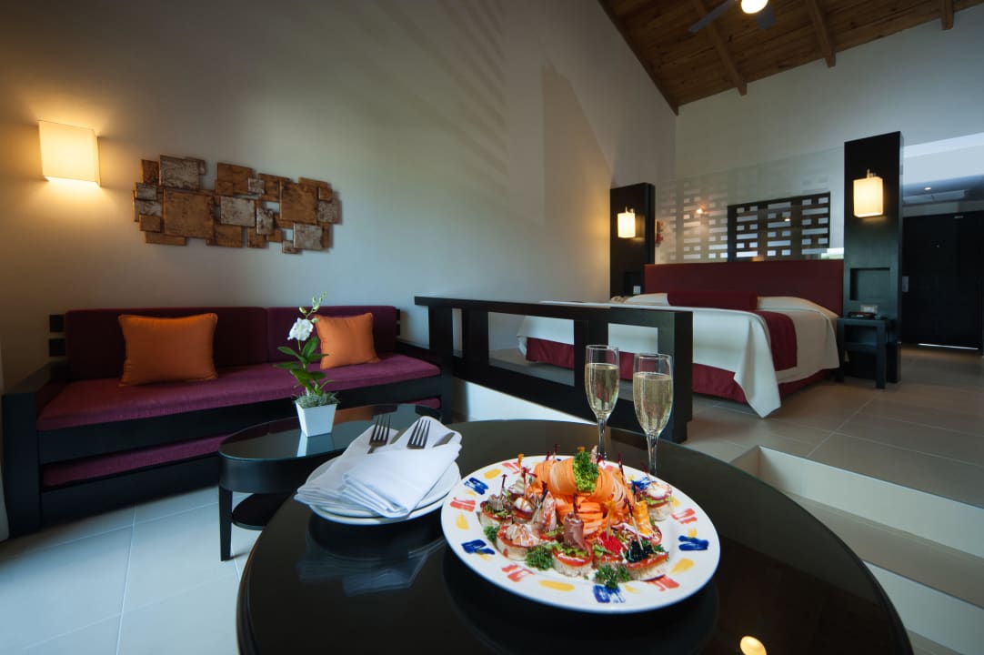 Deluxe Suite Punta Cana Princess All Suites Resort & Spa