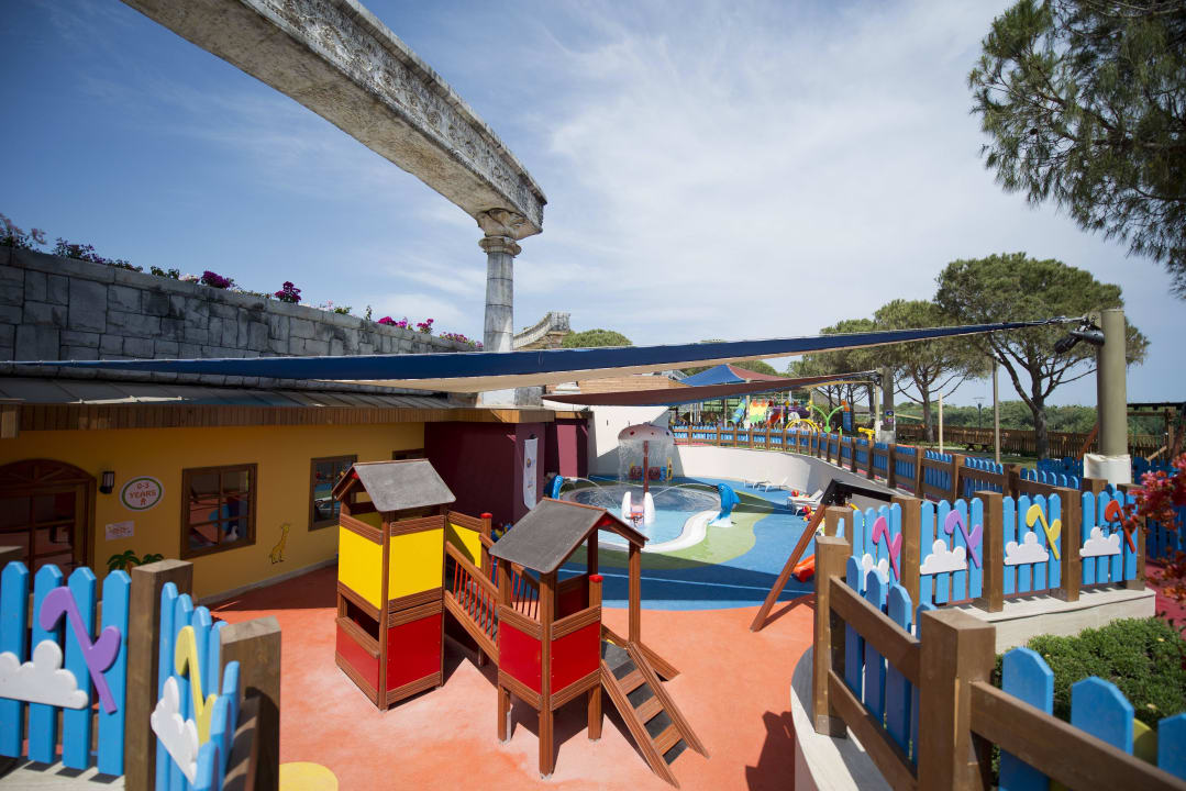 Fancy Land Kinderland 0-3 Jahre Aussenbereich Xanadu Resort Hotel