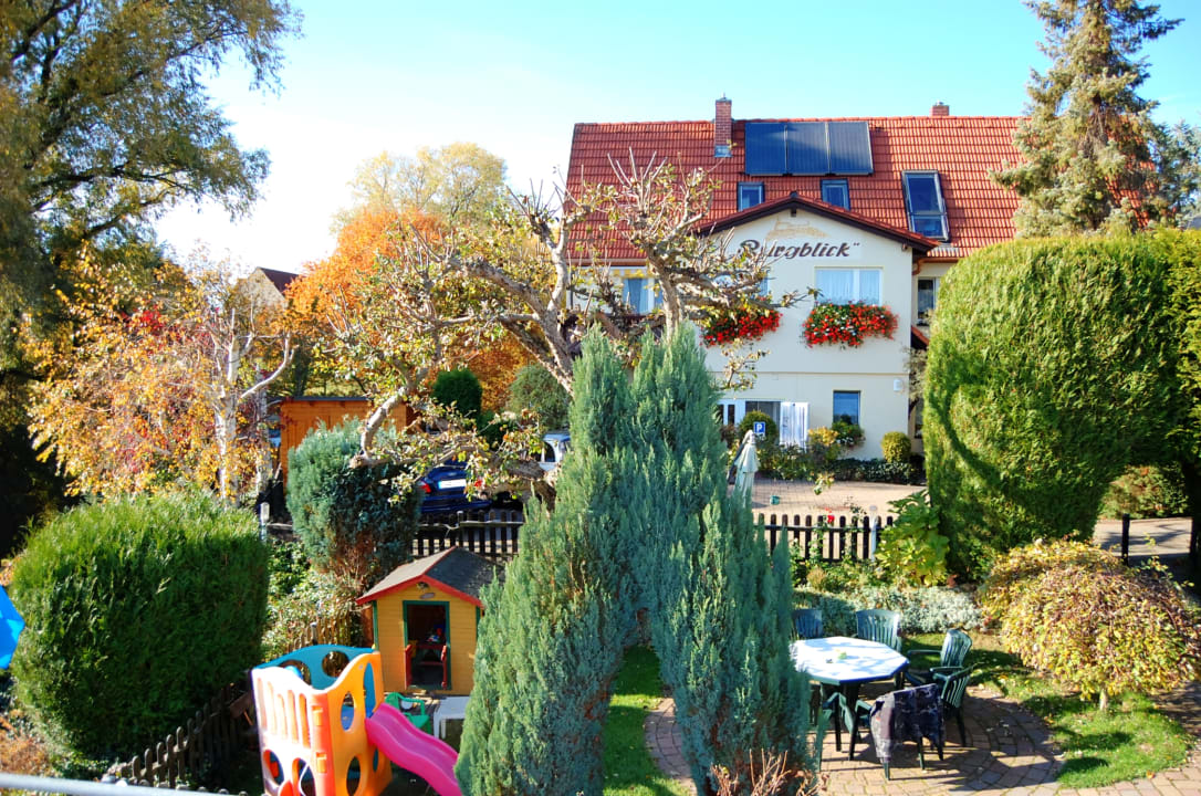 Außenansicht Pension Burgblick