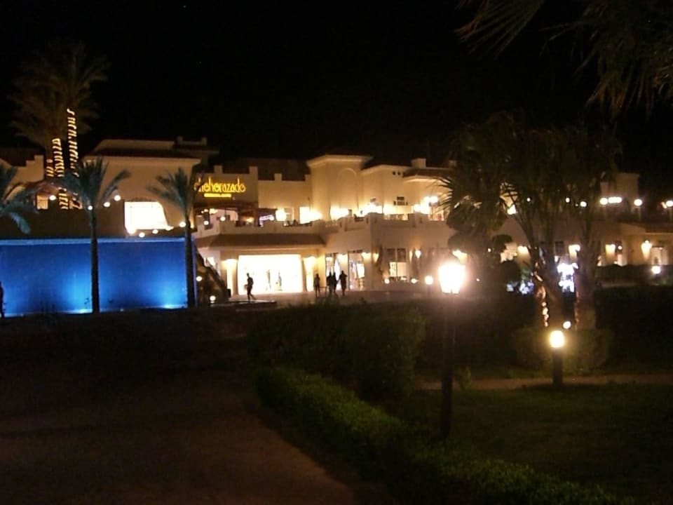 Auf dem Weg zum Restaurant Cleopatra Luxury Resort Makadi Bay