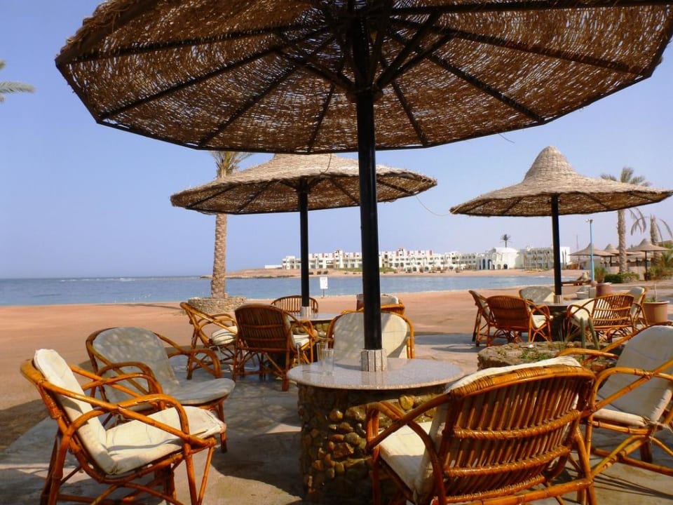 Gemütliche Strandbar Hotel Coral Garden