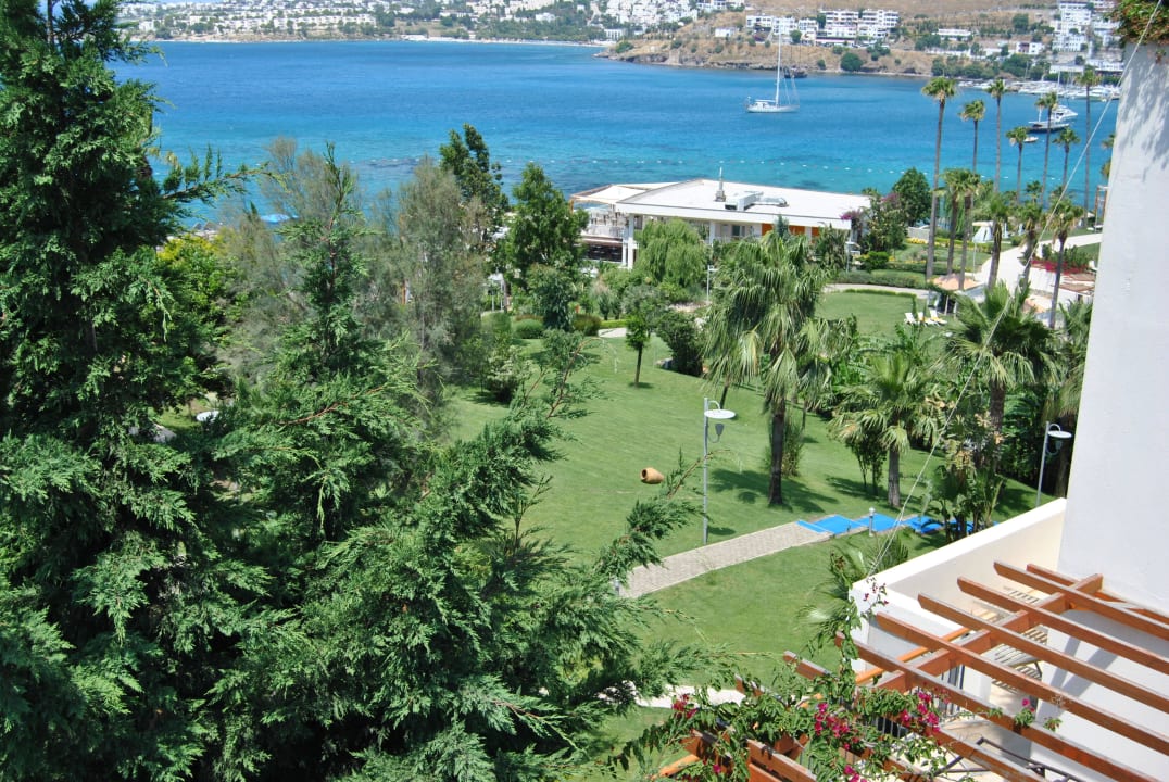 Sehr gepflegte Außenanlage Kefaluka Resort Bodrum
