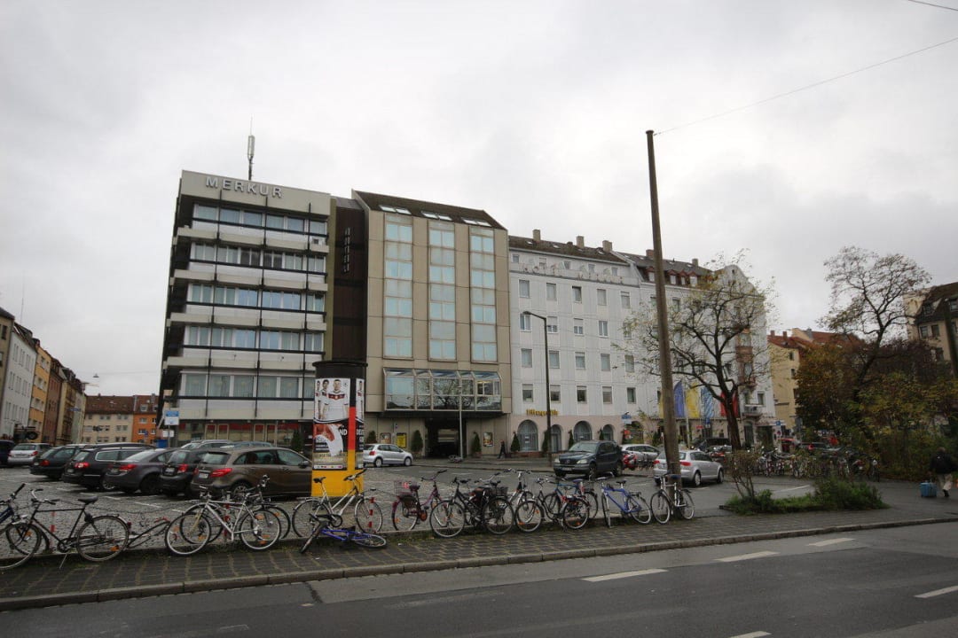 Hotelansicht vom Südausgang Hbf Ringhotel Loew's Merkur