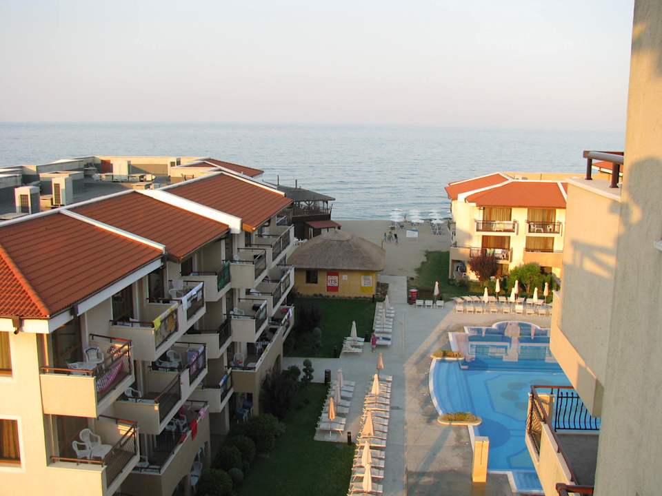 Widok z balkonu HVD Clubhotel Miramar