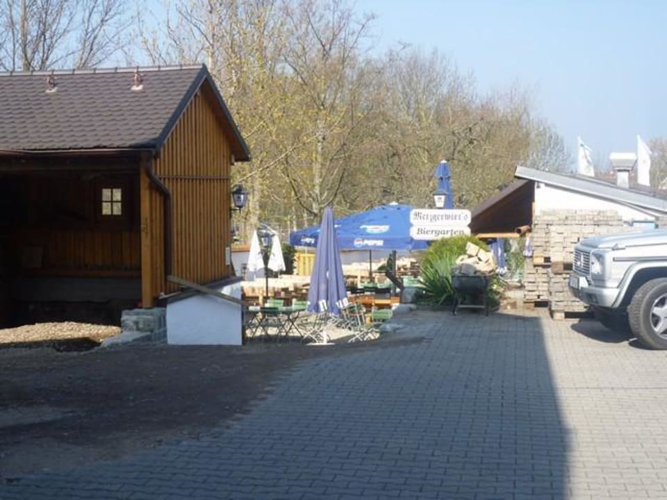 Blick zum Biergarten Gasthof Metzgerwirt